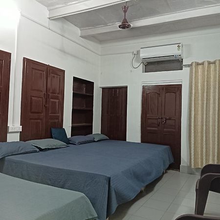Ramaya Homestay Varanasi Exterior foto